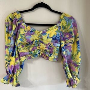 BOUTIQUE CROP TOP